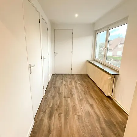 Modern Voor 6 Personen - 44-5 * Weener